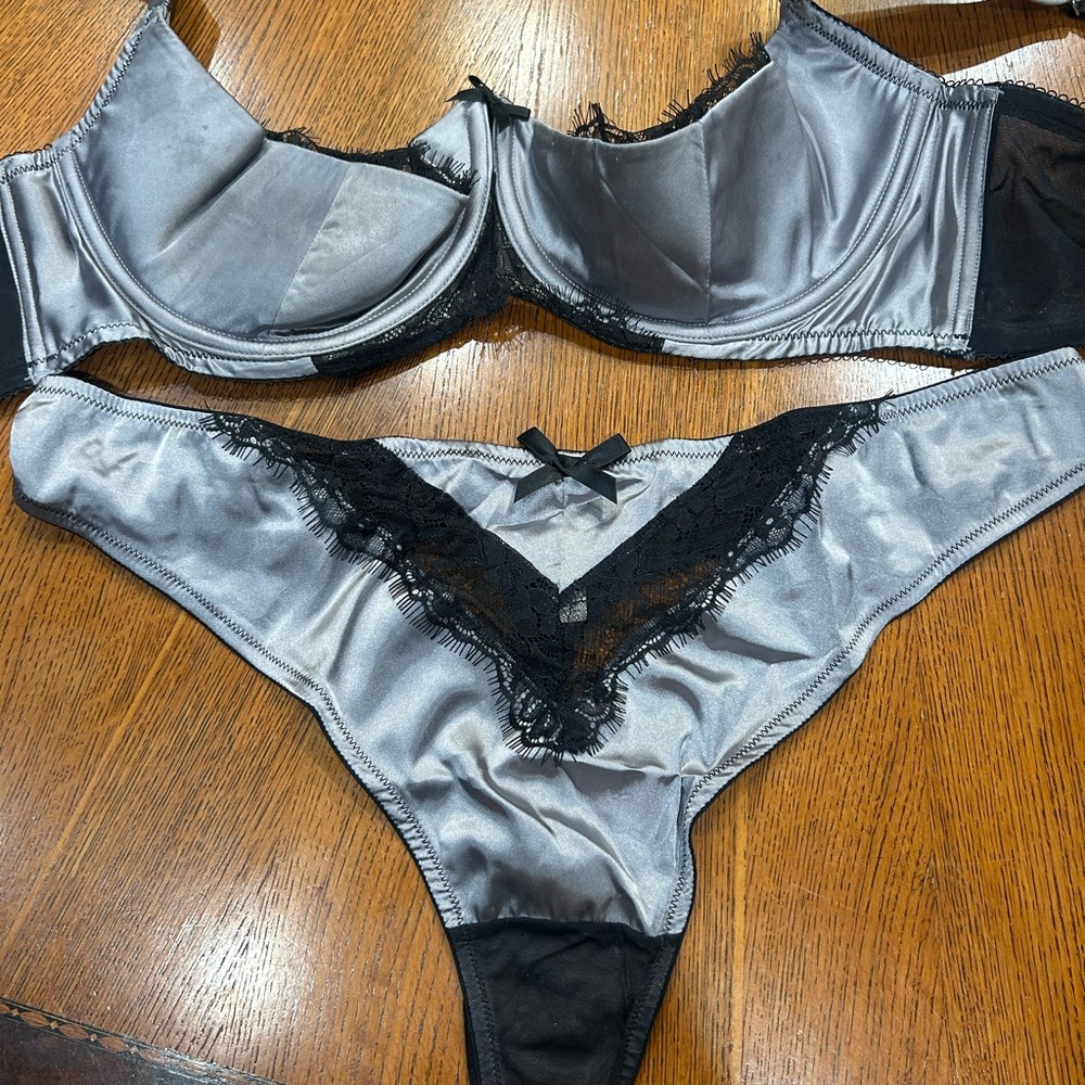 Cacique Black and Silver Lace 46C 22/24 Bra Set Gray Satiny Plus Size